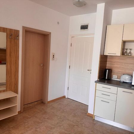 Aпартаменти Мини В Бей Вю Aparthotel Carevo Kültér fotó